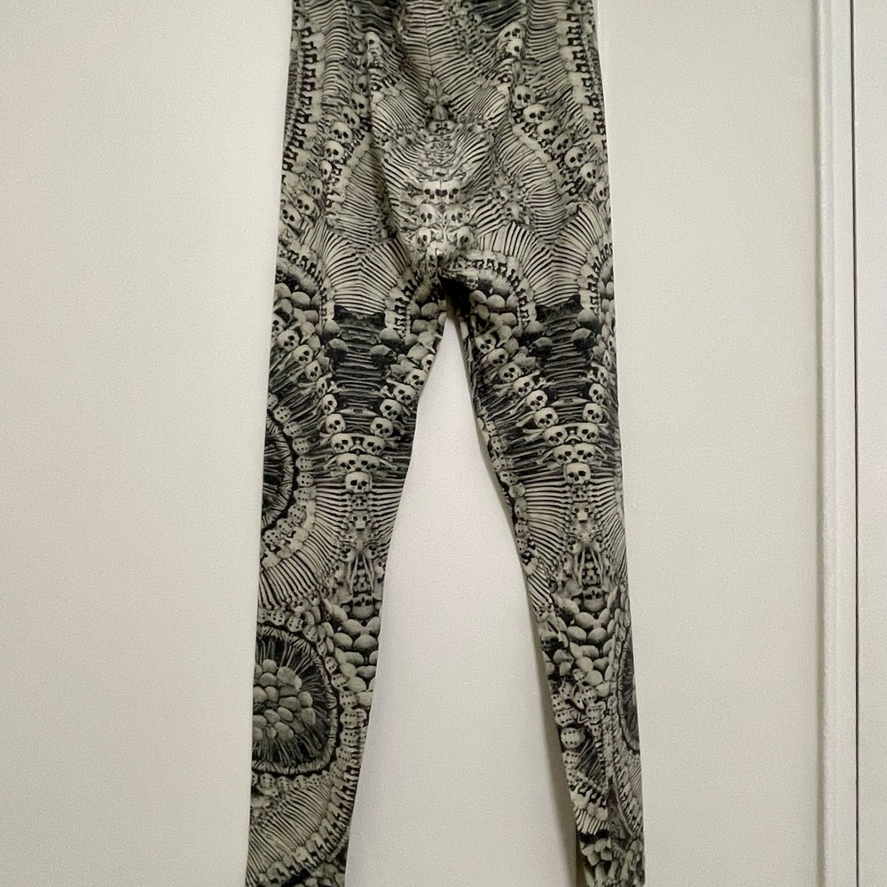 Alexander McQueen leggings
